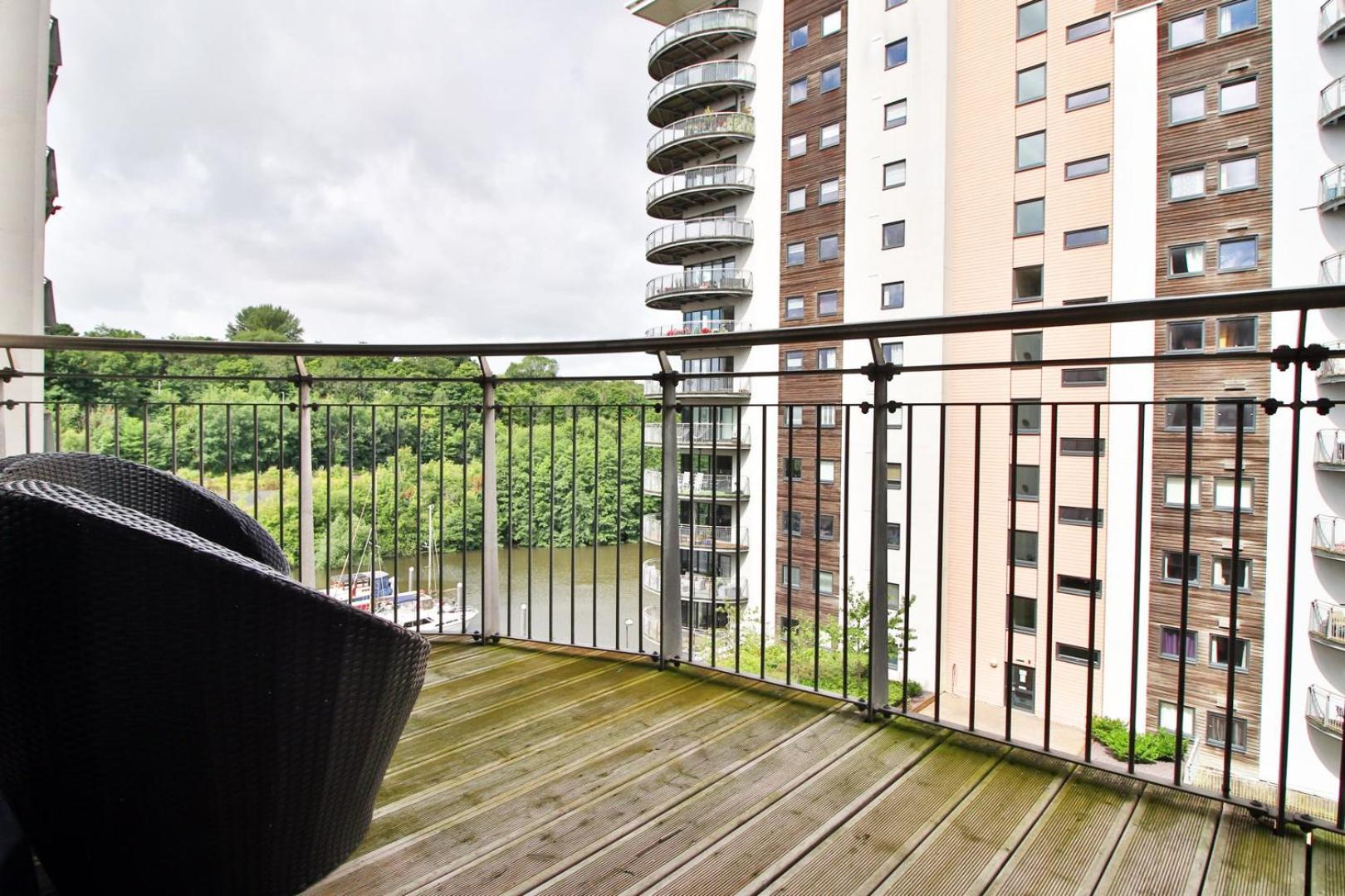 Perfect Getaway In Cardiff Marina Apartment Luaran gambar